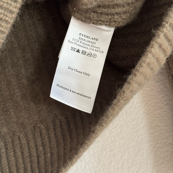 Everlane The Half Zip Sweater in Luxe Merino, Size Medium - Picture 7 of 9